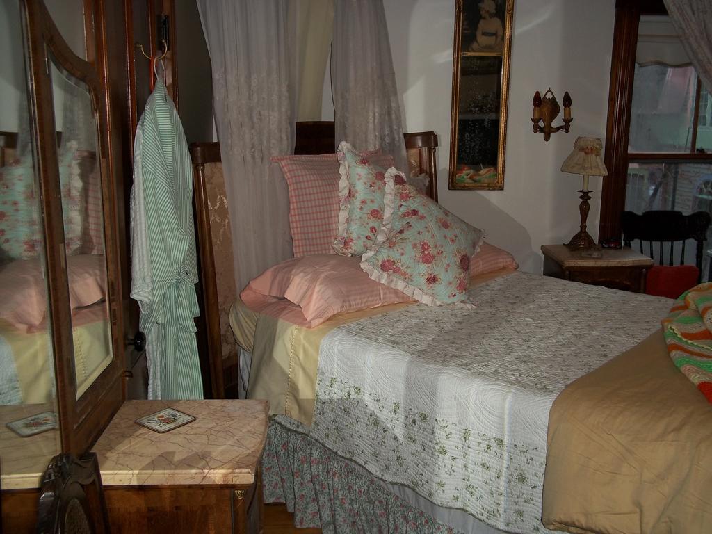Enchanted Nights Bed & Bath Киттери Номер фото